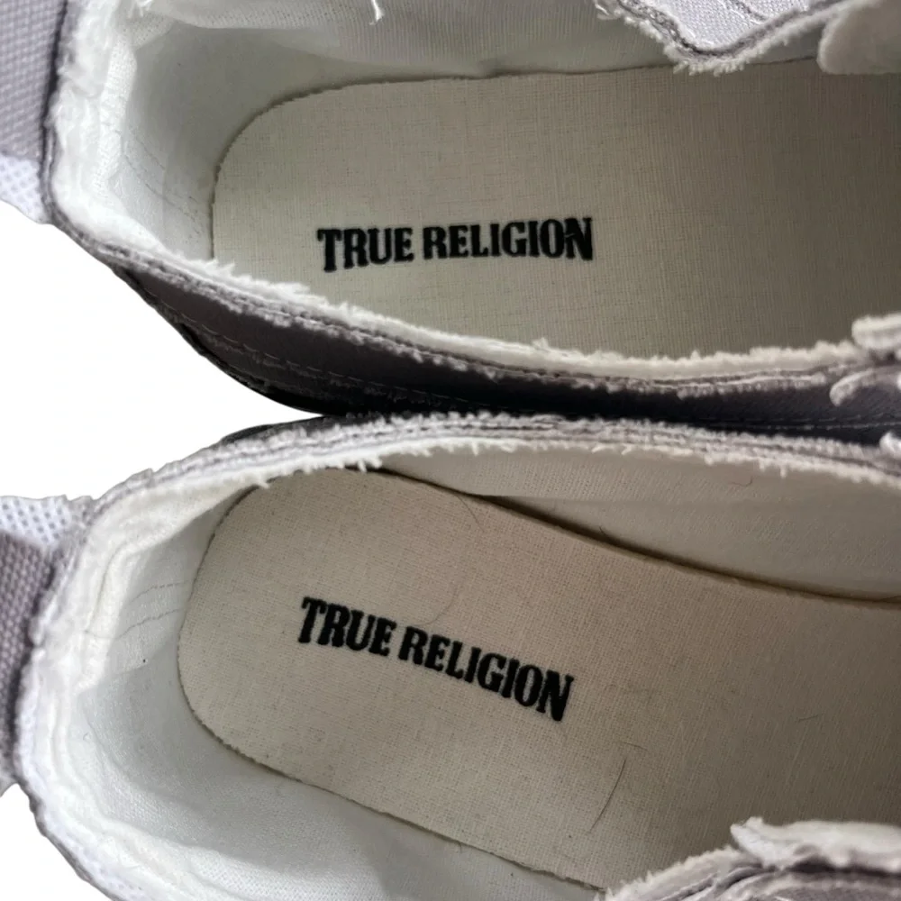 True Religion Men’s Size 13 Gray & White Brodhi Laceless Canvas Slip On Sneakers